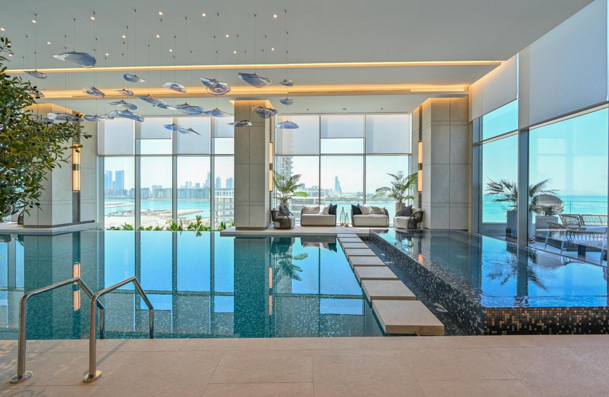 فندق Onyx Rotana المنامة المظهر الخارجي الصورة The swimming pool at the hotel
