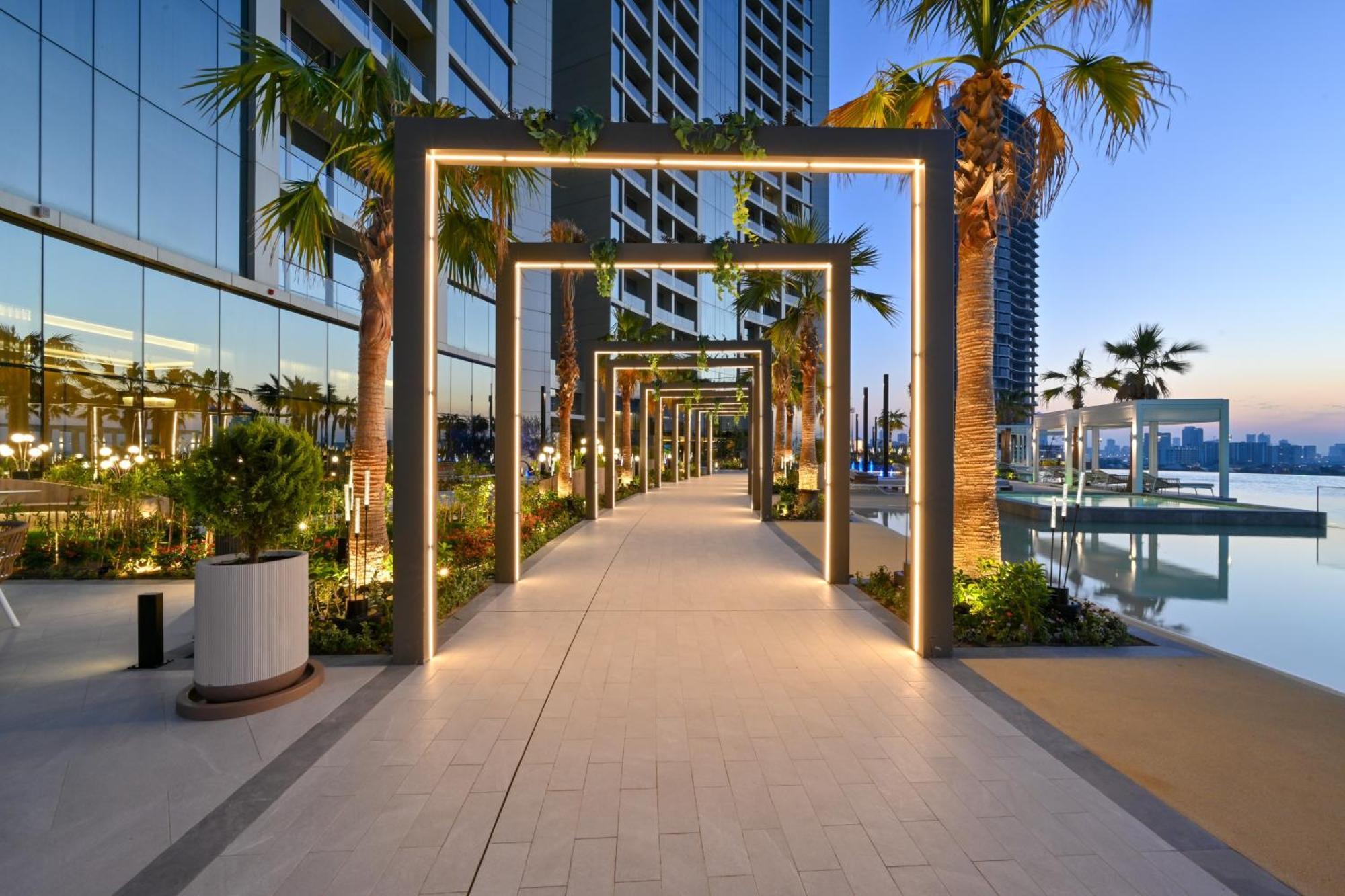 فندق Onyx Rotana المنامة المظهر الخارجي الصورة The swimming pool at the Address Downtown