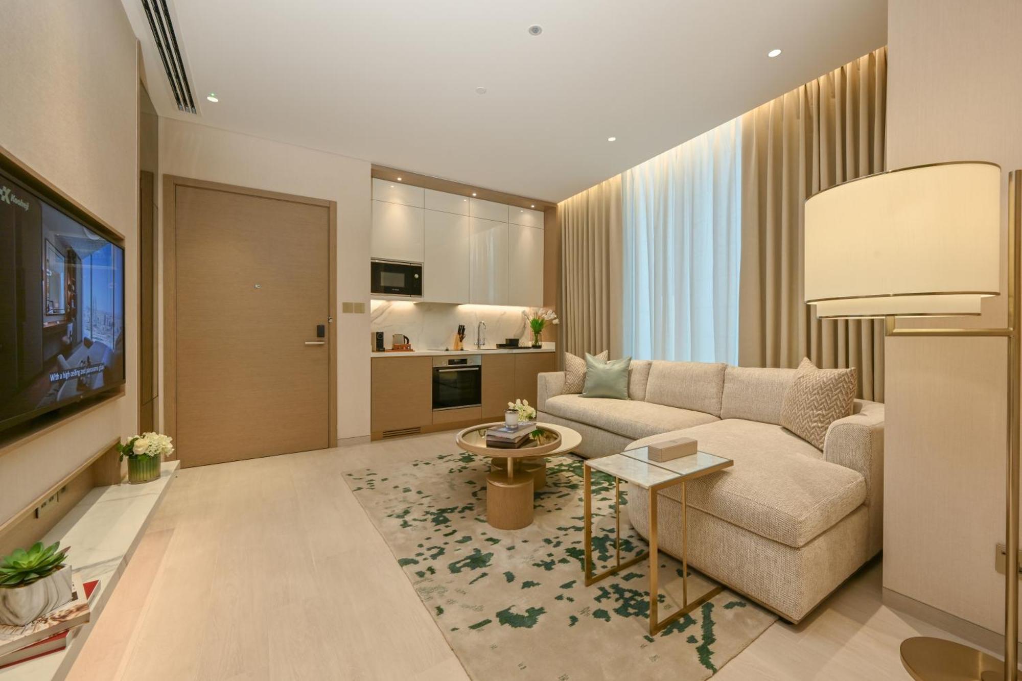 فندق Onyx Rotana المنامة المظهر الخارجي الصورة A living room at the Ritz-Carlton, DIFC