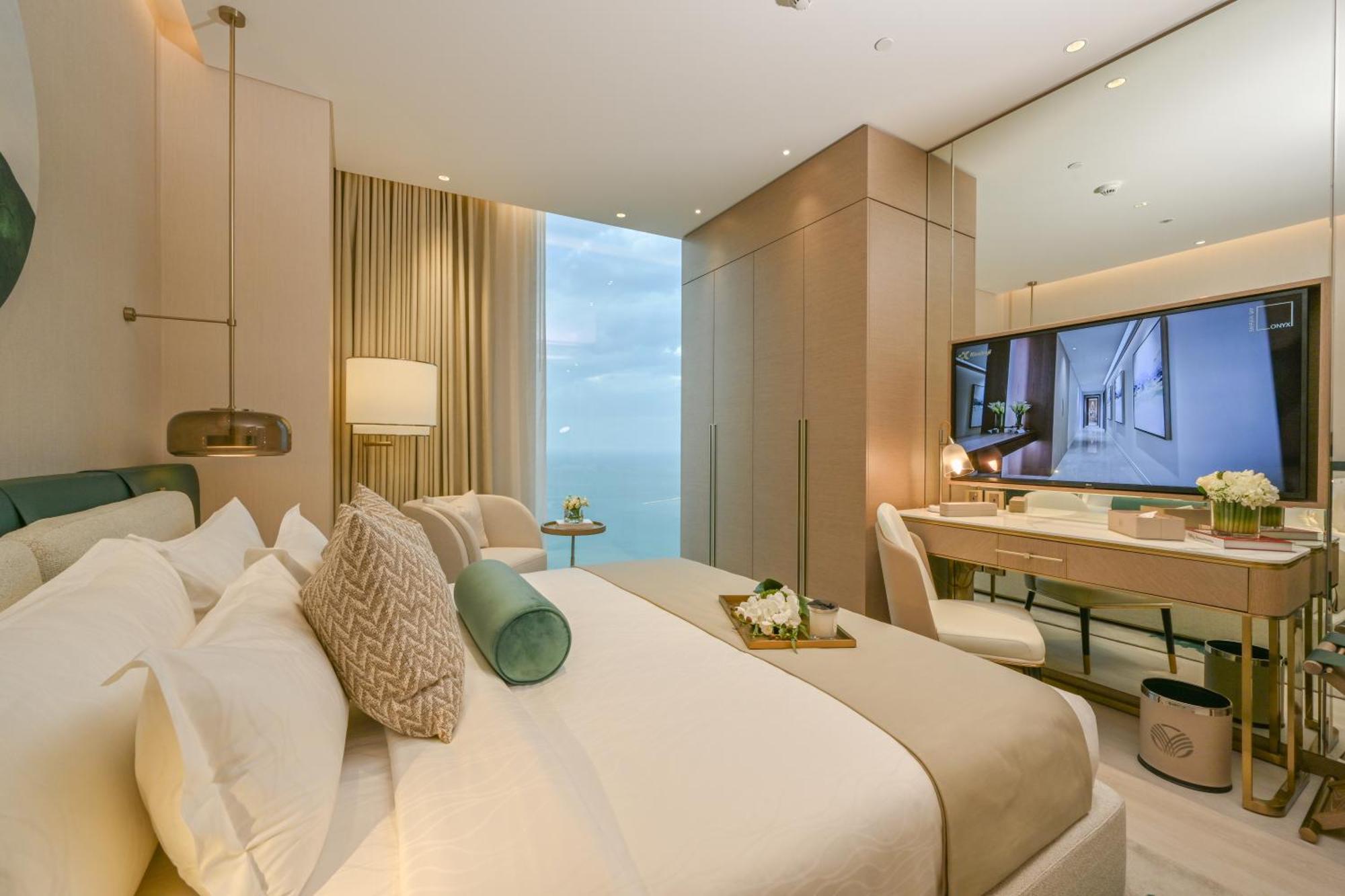 فندق Onyx Rotana المنامة المظهر الخارجي الصورة A bedroom at the Ritz-Carlton, DIFC